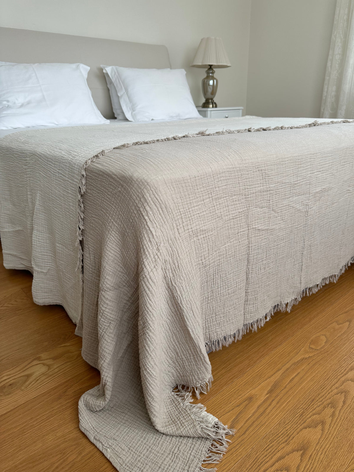 SOHO and Supersoft Linen Olive Decke -